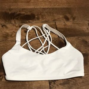 Lululemon Free To Be Sports Bra- Size 8